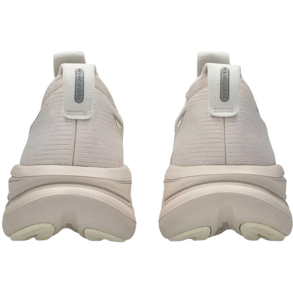 WOMEN'S NIMBUS 28