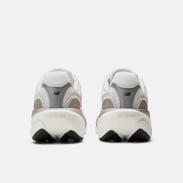 WOMEN'S 1080 V15 BREATHE